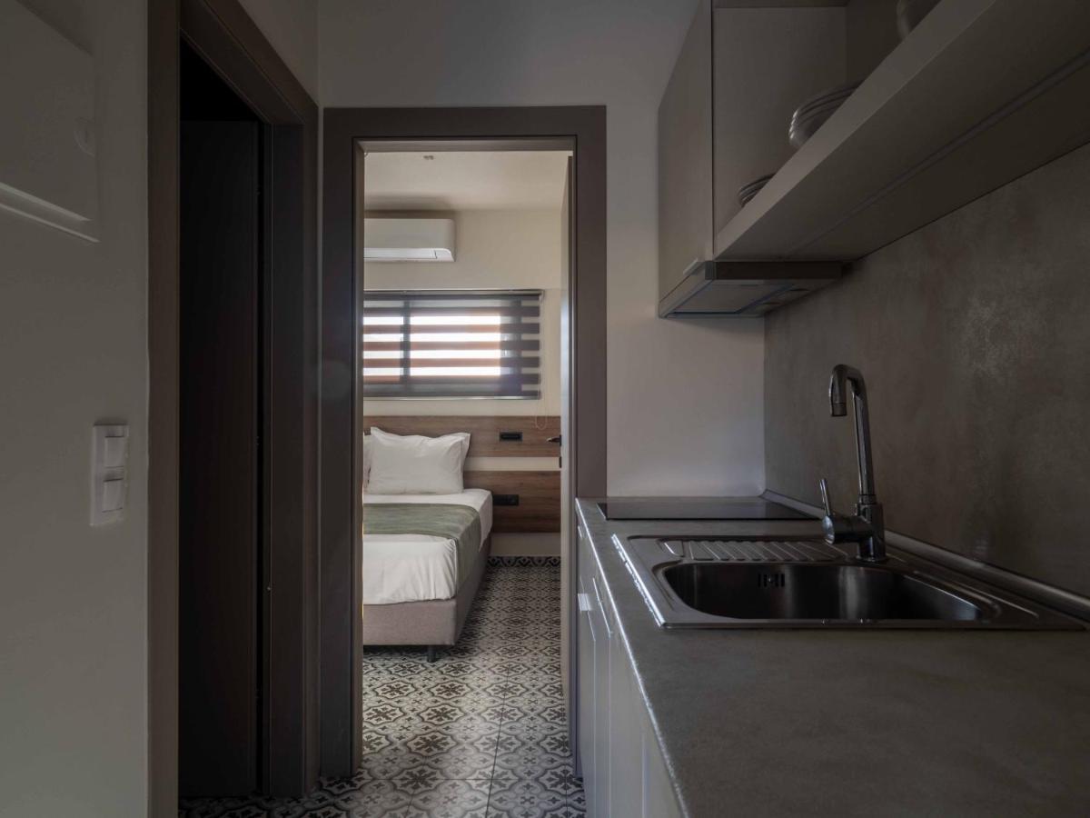 Asimina Suites Nikiti  Esterno foto