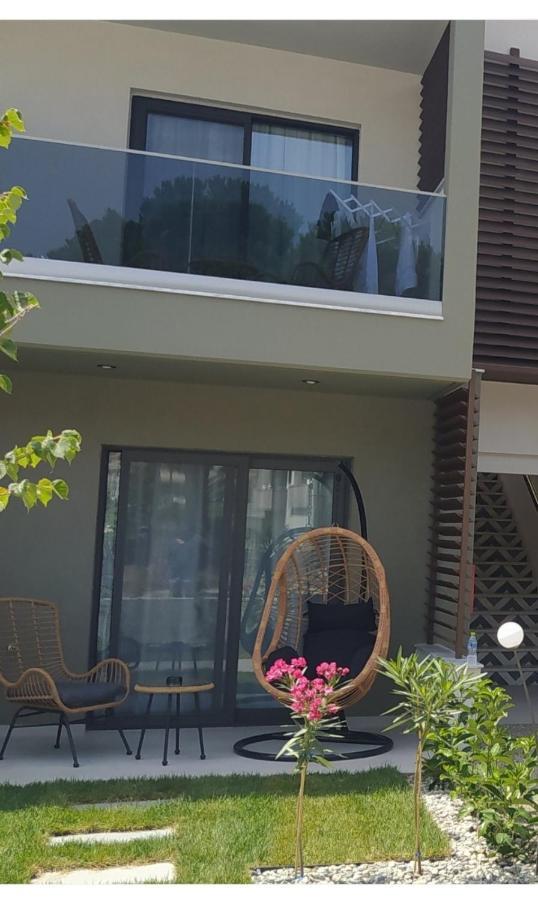 Asimina Suites Nikiti  Esterno foto